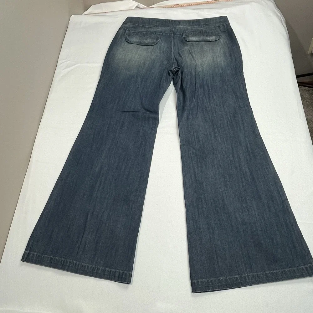 DKNY JEANS Trouser Jean Pants size‎ 14 Flare Leg Lightweight